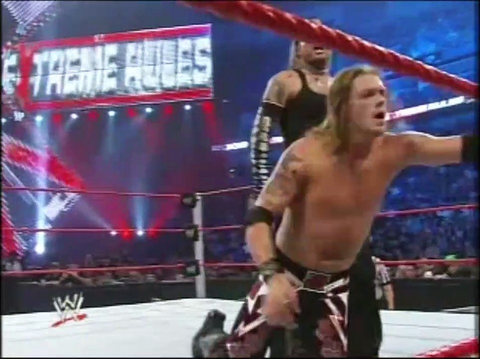 WWE En Español Extreme Rules 09 - WHC Edge VS Jeff Hardy Lucha de escaleras)