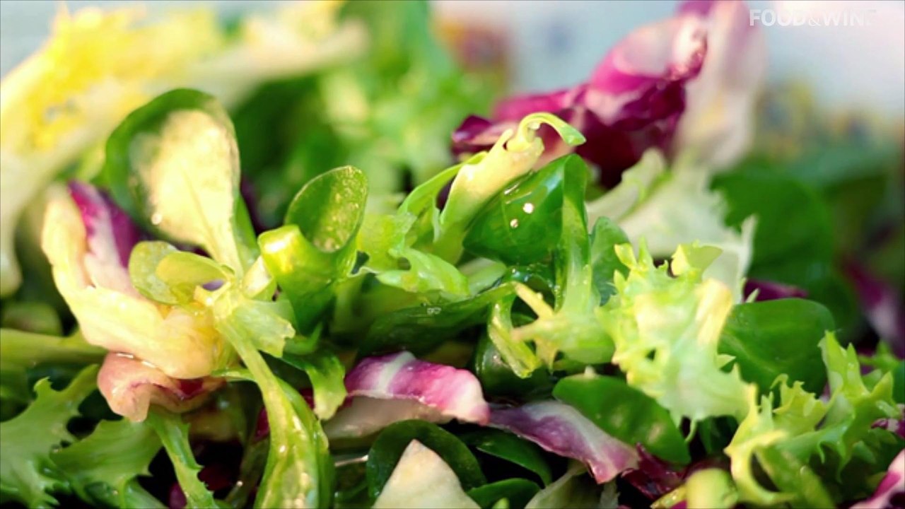 3 Tips for Dressing the Perfect Weeknight Salad
