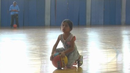 Niños de la etnia indígena triqui exponen su cultura en Ciudad de México