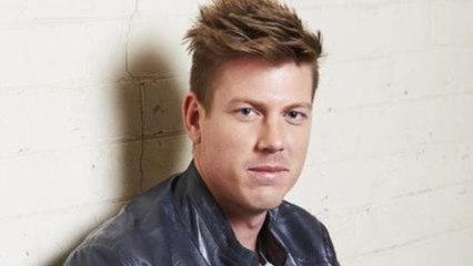 James Faulkner says He is not Gay after 'Misunderstanding' on Social Media | वनइंडिया हिंदी