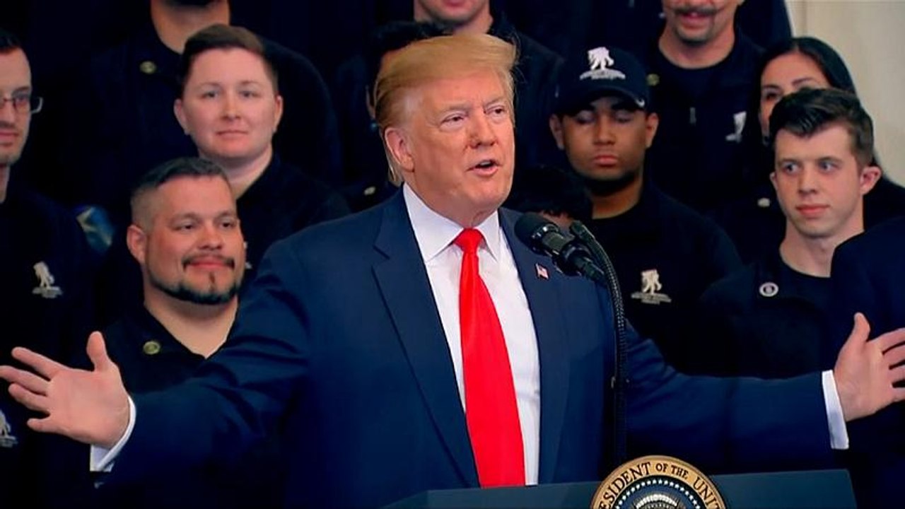 Trump verklagt Deutsche Bank