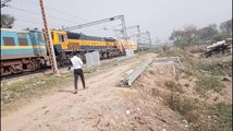 Combo of Electric _ Diesel carry Agra Passenger _ AC Freight Train