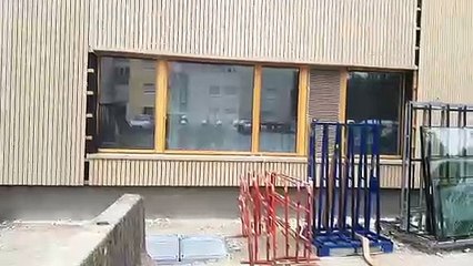 Montbeliard : visite du chantier de la future école Louis-Souvet