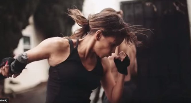 Keanu Reeves Halle Berry - training for the John Wick Chapter 3 Parabellum