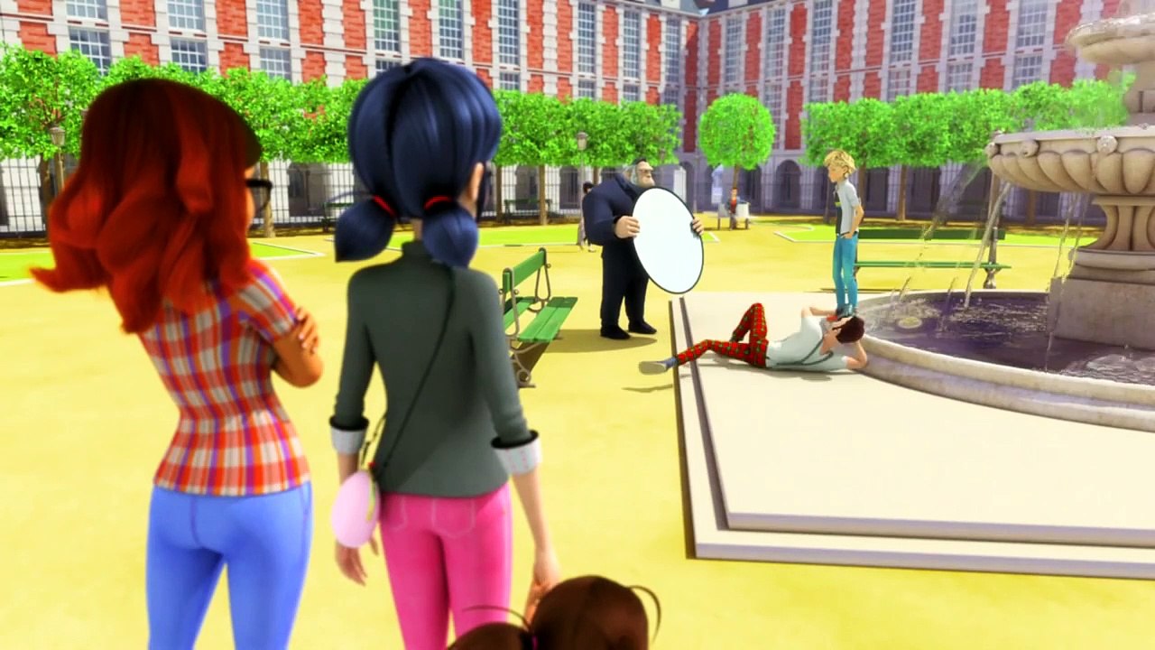 Miraculous Ladybug Webisode 5 - Adrien's Double Life