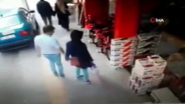 Elektrikli çay makinesini mağazanın önünden böyle çaldılar