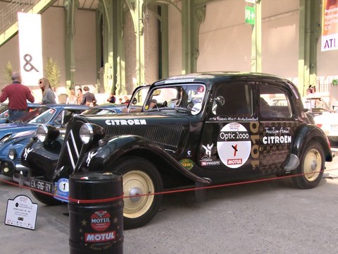 Une Citroën Traction au Tour Auto 2019