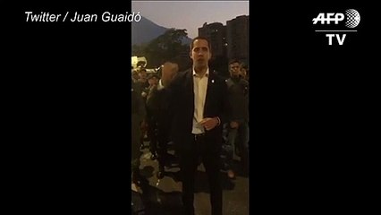 Guaidó anuncia apoyo de "valientes soldados" desde una base militar en Caracas