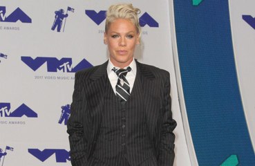 Pink revela que sofreu aborto espontâneo aos 17 anos