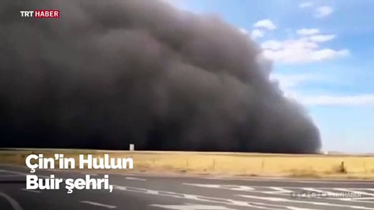 Çin'deki kum fırtınası hayatı felç etti