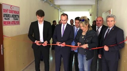 Şehit Öğretmenlerin Adı Resim Atölyesinde Yaşatılacak