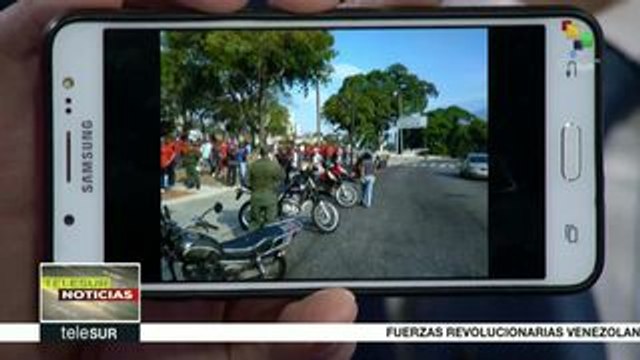 Venezuela: ciudadanos comienzan a llegar a las afueras de Miraflores