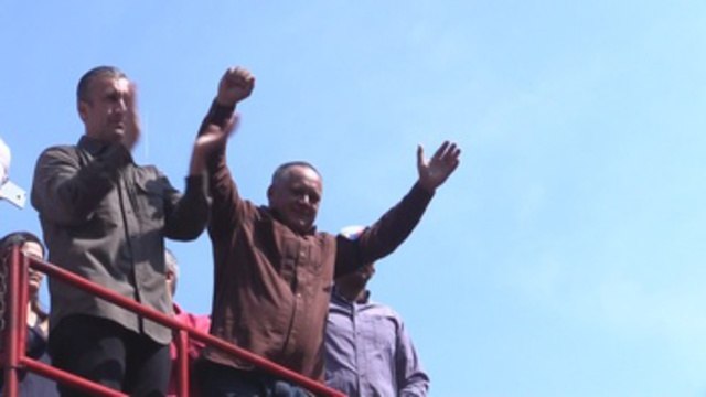 Diosdado llama pantalleros a militares pro Guaidó tras abandonar base que habían tomado