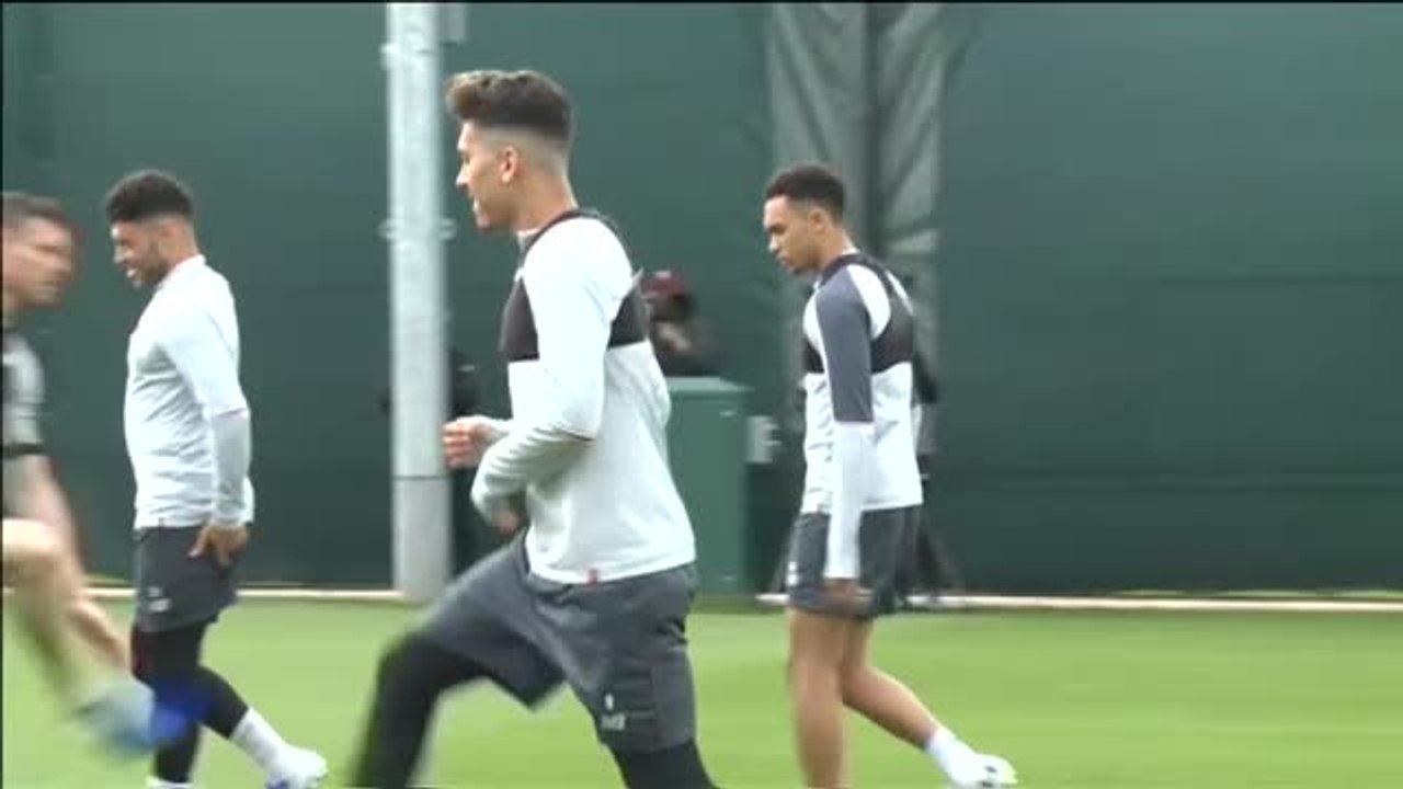 Firmino entrena con normalidad aunque será duda hasta última hora