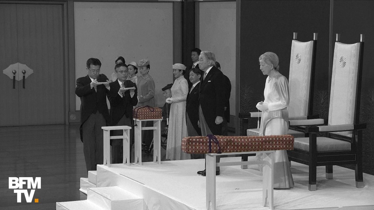 En abdiquant, l'empereur du Japon s'est vu retirer le trésor impérial