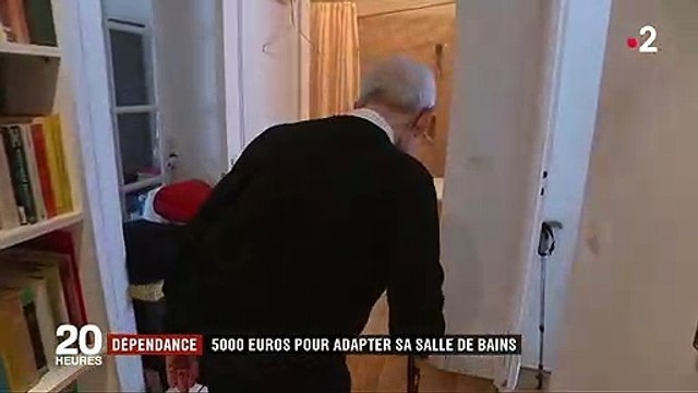 Dépendance : une aide pour adapter la salle de bain des personnes âgées