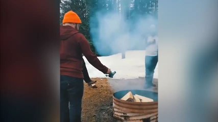 Rien de tel qu'un petit drone pour faire une bonne flambée !