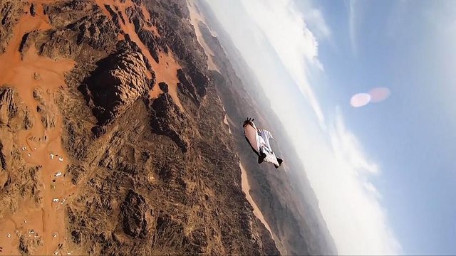 Саудовская Аравия чествует скалалозок