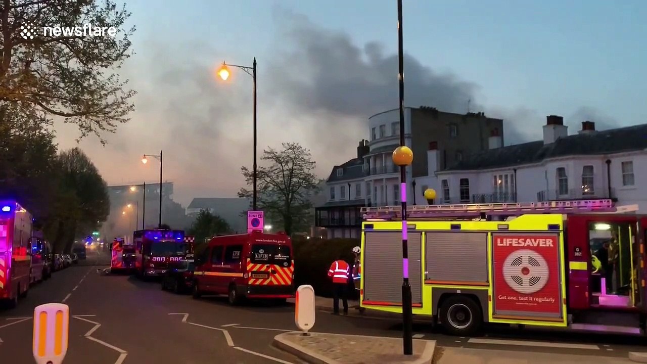 Major fire rips through luxury spa hotel Richmond London - compiled clips
