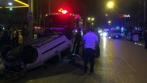 Makas atarken kontrolden çıkan otomobil takla attı: 3 kişi ön camdan yola fırlayarak yaralandı