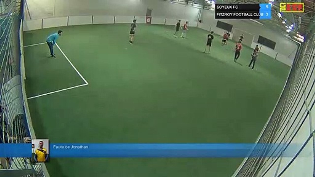Faute de Jonathan  - SOYEUX FC  Vs FITZROY FOOTBALL CLUB  - 30/04/19 21:00 - LIGUE 4