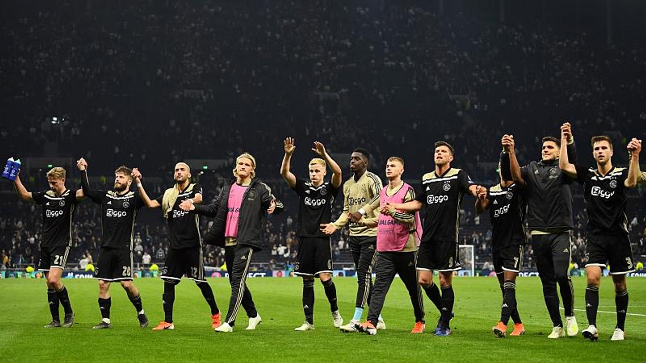 Τα «μωρά» του Άγιαξ «άλωσαν» και το Λονδίνο