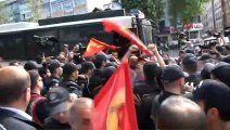 Beşiktaş'tan Taksim'e yürümek isteyen göstericilere polis müdahalesi