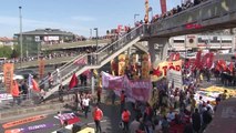 İstanbul- Bakırköy'deki Miting Alanına Grupların Yürüyüşü Başladı