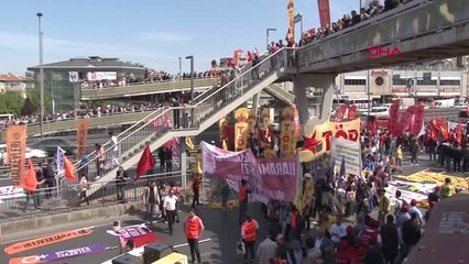 Download Video: İstanbul- Bakırköy'deki Miting Alanına Grupların Yürüyüşü Başladı