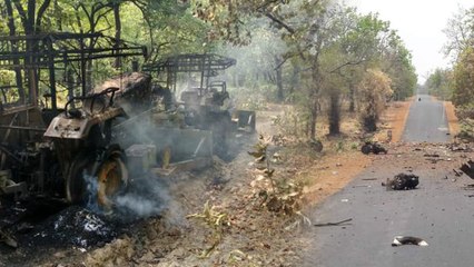 സൈനികര്‍ സഞ്ചരിച്ച വാഹനം സ്‌ഫോടനത്തില്‍ തകര്‍ന്നു