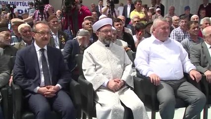 Diyanet İşleri Başkanı Erbaş: "Camilerimizi Bir Okul Haline Getirmek İstiyoruz"