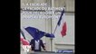 Florian Philippot décroche un drapeau européen d'un centre des impôts