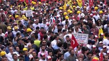 1 Mayıs Zonguldak’ta büyük bir katılımla kutlandı