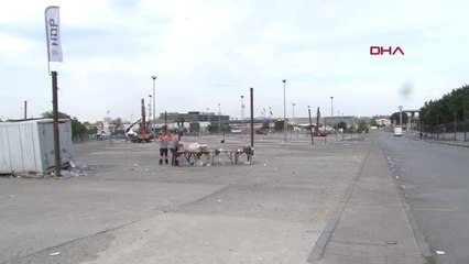 Bakırköy'de Kutlamalar Bitti Alanda Temizlik Yapılıyor