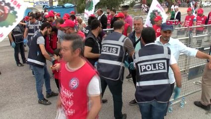 Mersin Herkes Eğlendi, Onlar Çalıştı