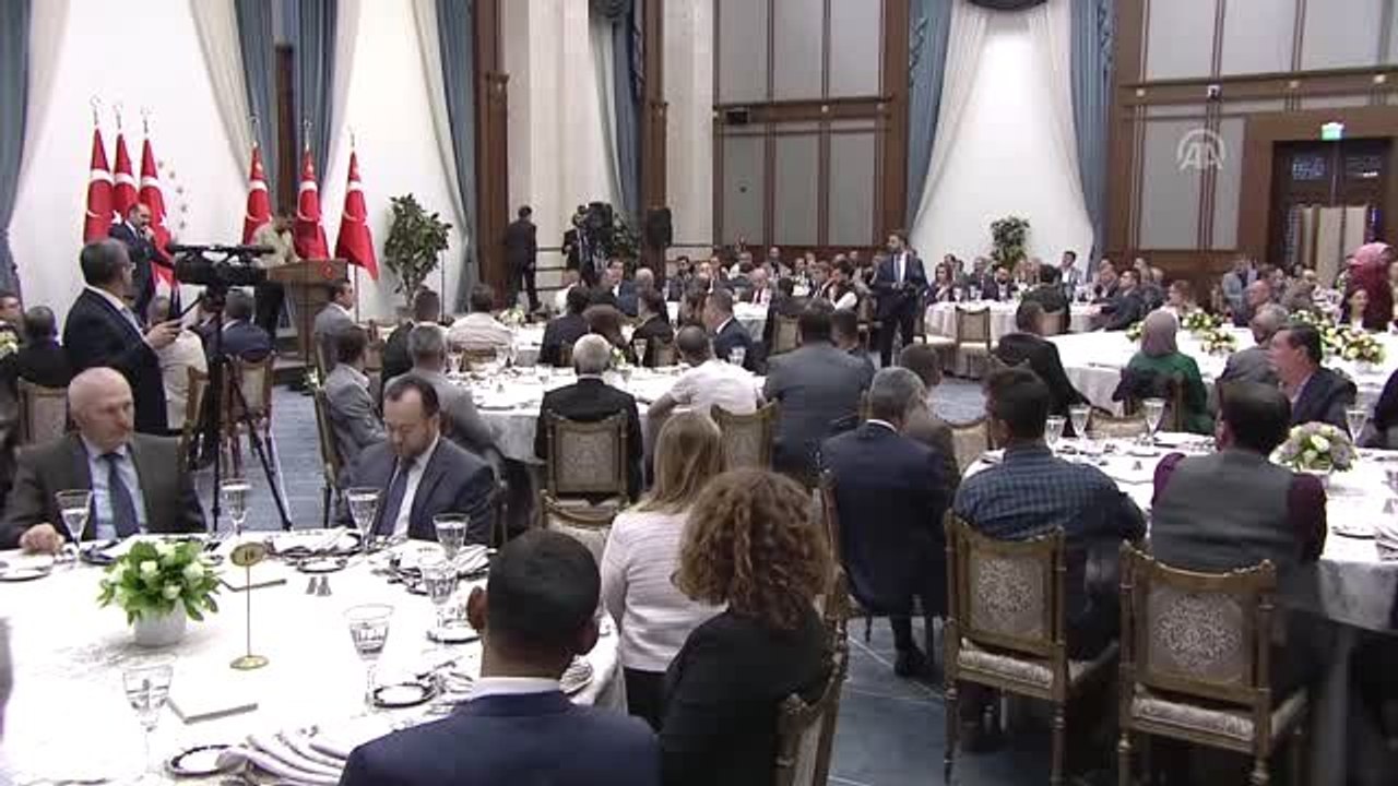 Cumhurbaşkanı Erdoğan: "Hep Birlikte 1 Mayıs'ı Anlamına Uygun Bir Şekilde Kutluyoruz"