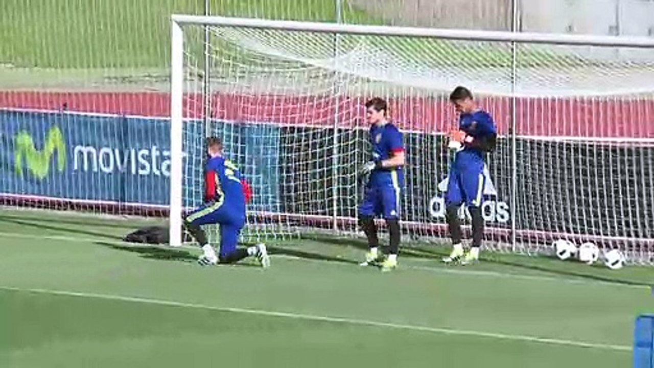 Iker Casillas, "bien y estable" tras sufrir un infarto
