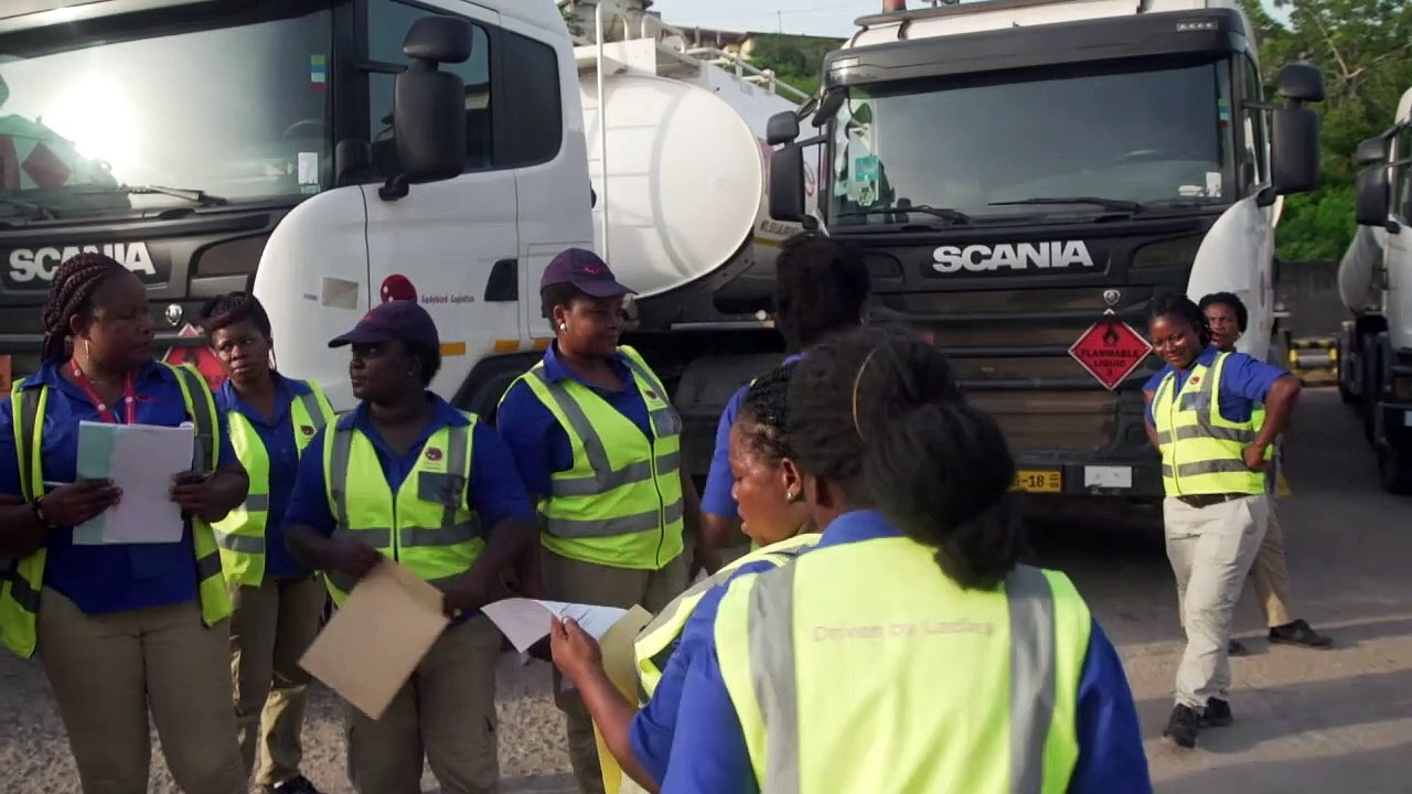 Ghana: une compagnie de poids lourd 100% féminine et féministe