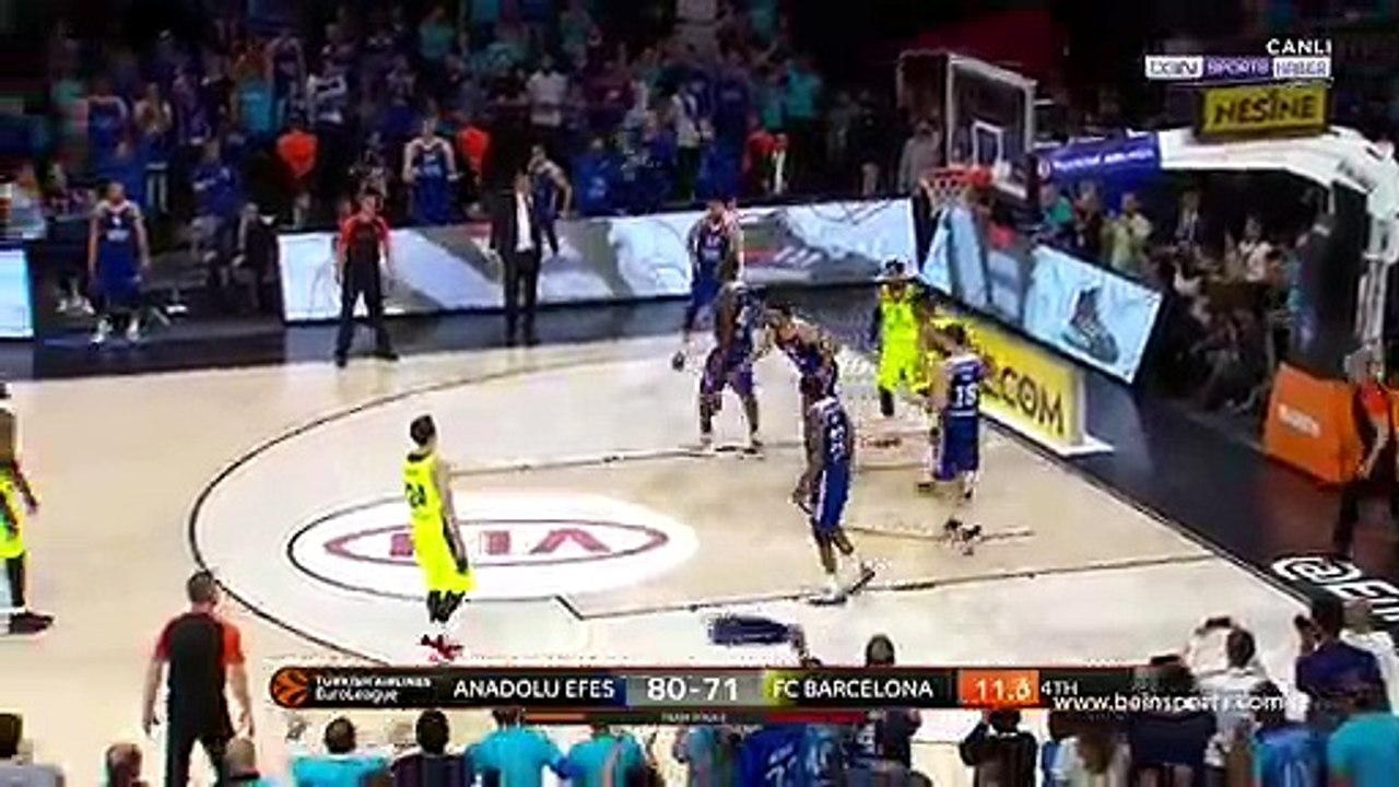 Anadolu Efes 80-71 Barcelona Lassa - THY Euroleague