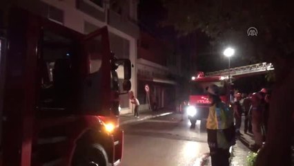 Hatay'da Apartmanda Yangın