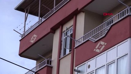 Tokat 3'üncü Kat Penceresinden Düşen Çocuk Yaralandı