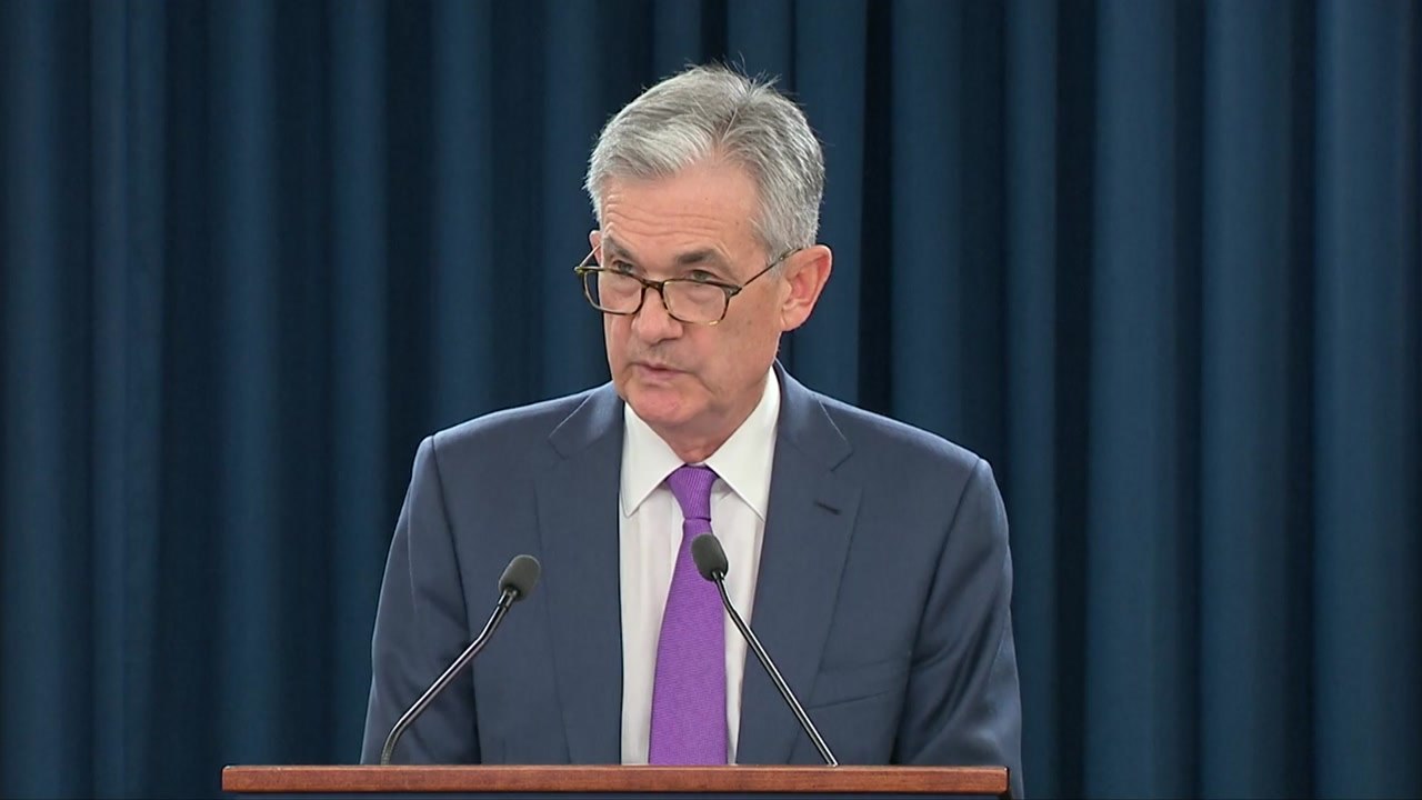 美 연준, 트럼프 인하 압박에도 기준금리 동결 / YTN