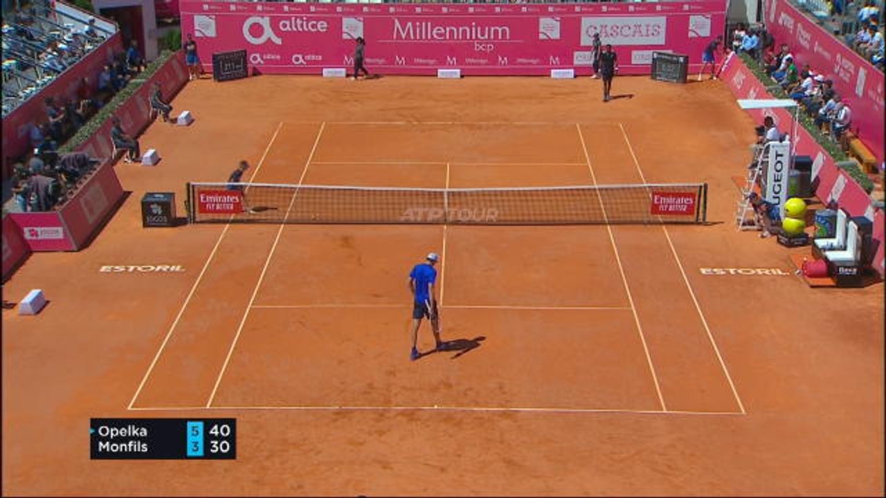 Estoril - Monfils domine le géant Opelka malgré le vent