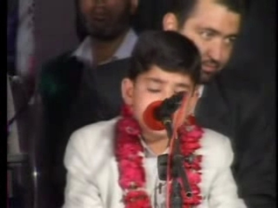 Video Enfant recit du coran.