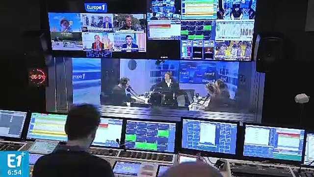 Matthieu Noël : La régie, pensez à couper le micro de Laurent Cabrol pendant la chronique de Canteloup