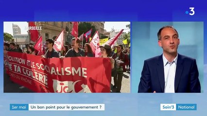 Élections européennes : "Marine Le Pen nous propose un destin de laquais", affirme Glucksmann (Place publique-PS)