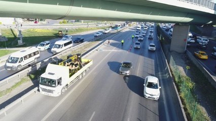 E-5'te Dev Camlar Kamyondan Yola Savruldu