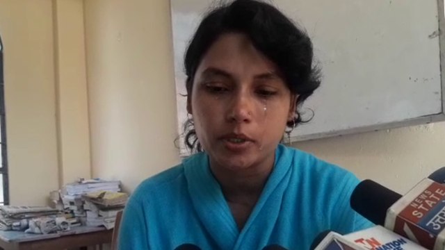 मसूद अजहर: पुलवामा शहीद की पत्नी ने आंसू पोछते हुए क्या कहा?