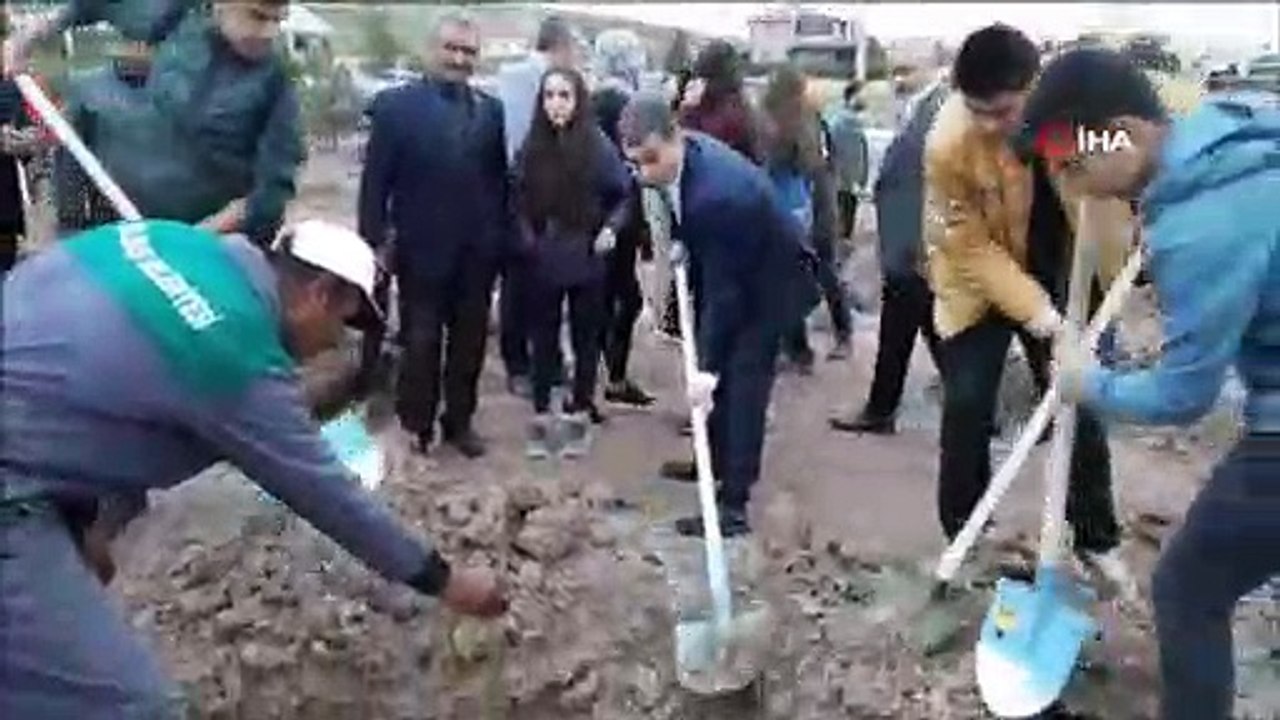 Gölbaşılı Ressam anısına fidan dikildi