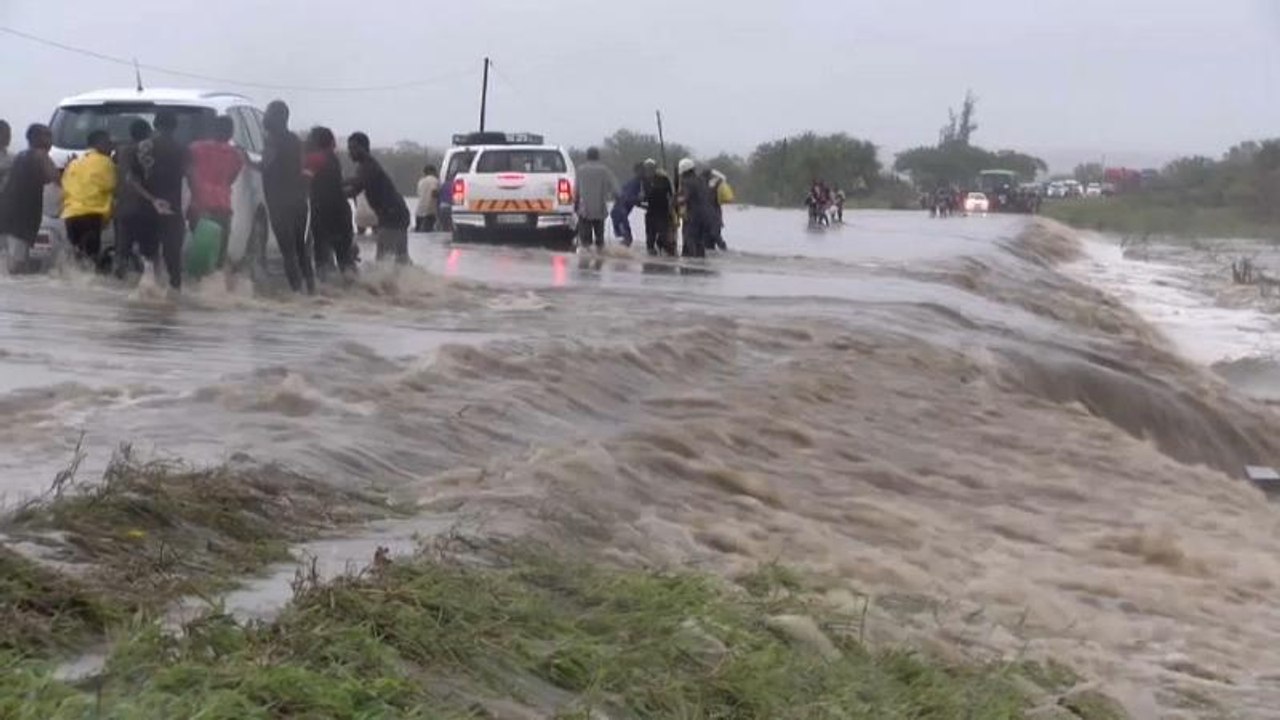 Flood-hit Mozambique in "urgent need" of large-scale international aid - United Nations